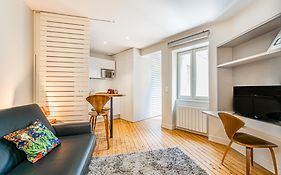 Superbes Studios - Place Des Quinconces